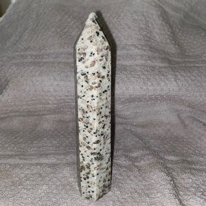Kiwi jasper tower